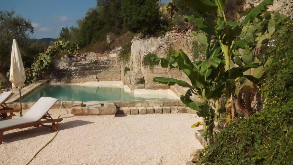 Masseria Pelosella B&B Fasano Exterior photo